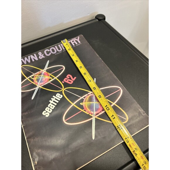 Town & and Country Magazine August 1962 Seattle Worlds Fair Vintage - Picture 8 of 9